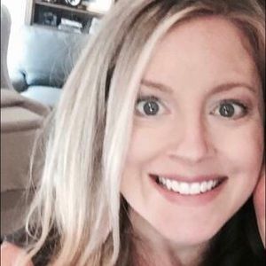 Meet your Posher, Tina